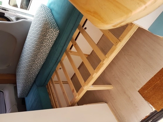                         Renault Trafic Kamper - zdjęcie 11
                        