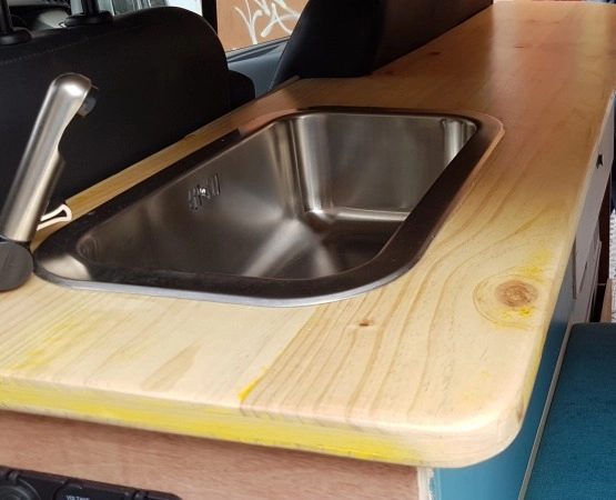                         Renault Trafic Kamper - zdjęcie 1
                        