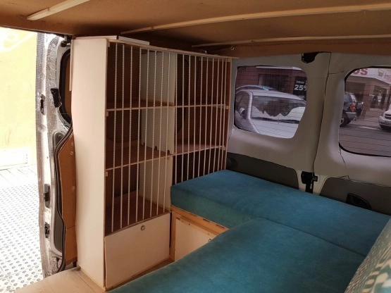                         Renault Trafic Kamper - zdjęcie 2
                        