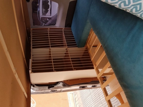                         Renault Trafic Kamper - zdjęcie 5
                        