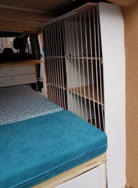                         Renault Trafic Kamper - zdjęcie 8
                        