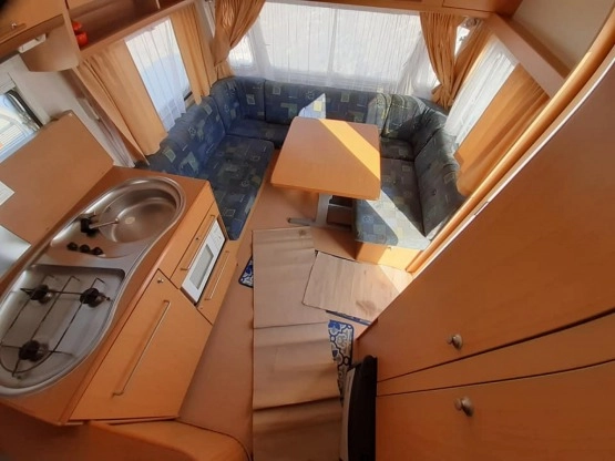                         Przyczepa kempingowa Chateau Cantara 490, dmc 1500 kg - zdjęcie 3
                        