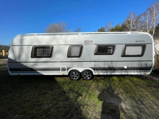                         Przyczepa Dethleffs Exclusiv 760DR 2018 rok - zdjęcie 16
                        