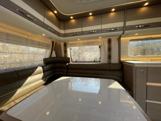                         Przyczepa Dethleffs Exclusiv 760DR 2018 rok - zdjęcie 17
                        