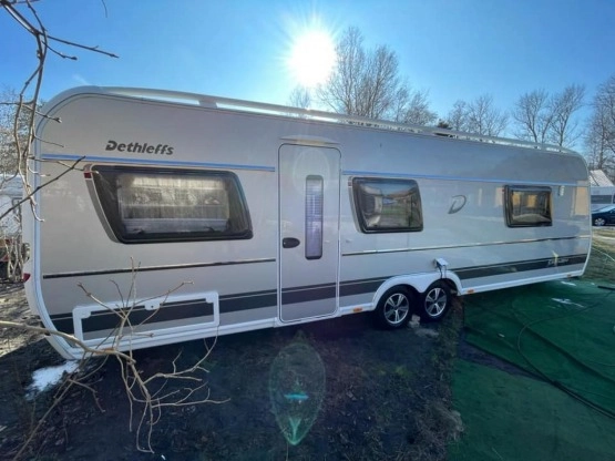                         Przyczepa Dethleffs Exclusiv 760DR 2018 rok - zdjęcie 19
                        