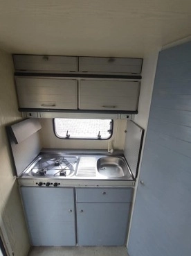                         Chateau Chiara 380, 1989 r. - zdjęcie 10
                        