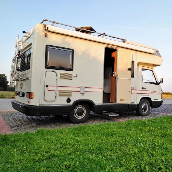                         Kamper Mercedes-Benz MB100 KARMANN, gotowy do wyjazd - zdjęcie 11
                        