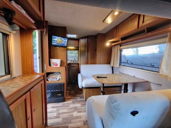                         Kamper Mercedes-Benz MB100 KARMANN, gotowy do wyjazd - zdjęcie 9
                        