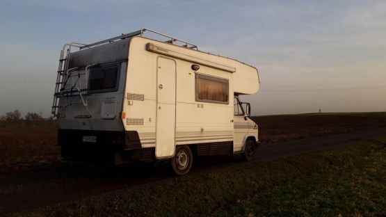                         kamper fiat ducato 1987 - zdjęcie 2
                        