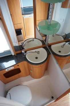                         Hymer Nova - zdjęcie 15
                        