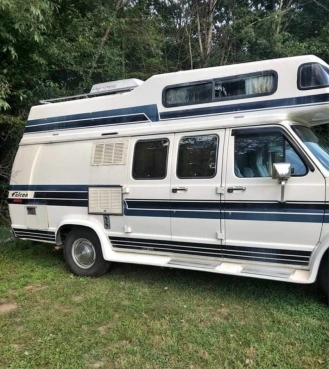                         Ford Econoline - zdjęcie 1
                        