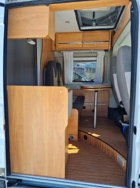                         Kamper Possl 2Win R Plus z 2020 r. - zdjęcie 11
                        