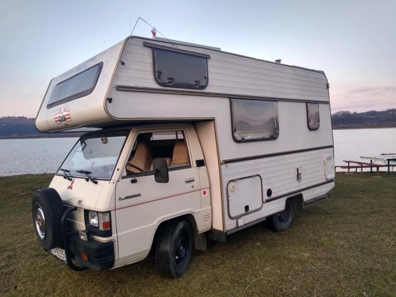                         Mitsubishi L300 2.5 TD członek rodziny... - zdjęcie 1
                        