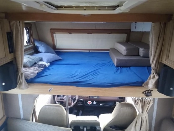                         Mitsubishi L300 2.5 TD członek rodziny... - zdjęcie 6
                        