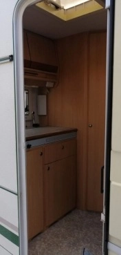                         Przyczepa kempingowa Chateau 395c Cantara, 1997 r. - zdjęcie 10
                        