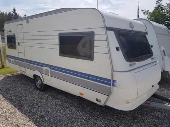                         Hobby 540 Exclusive, rok 2001, dmc 1500 kg. Stan bdb - zdjęcie 1
                        