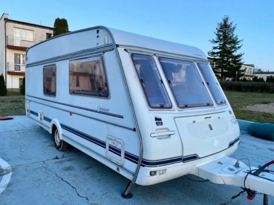                         Przyczepa kempingowa Abbey Compass Connoisseur 4 os., duża łazienka - zdjęcie 1
                        