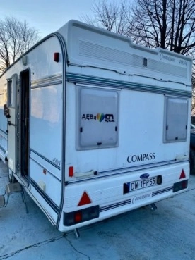                         Przyczepa kempingowa Abbey Compass Connoisseur 4 os., duża łazienka - zdjęcie 8
                        