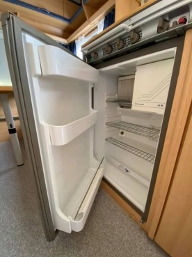                         Przyczepa Knaus Eifelland, 1999 r. - zdjęcie 11
                        