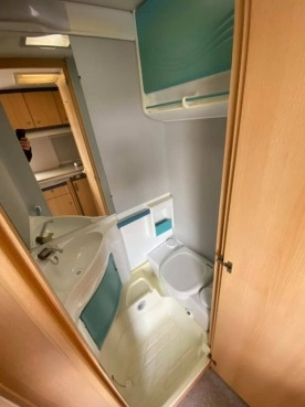                         Przyczepa Knaus Eifelland, 1999 r. - zdjęcie 12
                        