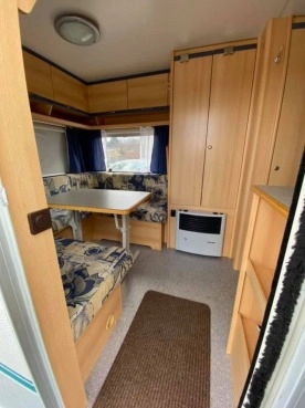                         Przyczepa Knaus Eifelland, 1999 r. - zdjęcie 17
                        