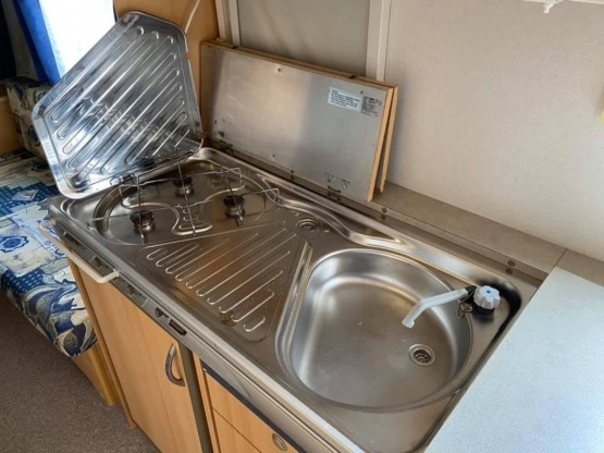                         Przyczepa Knaus Eifelland, 1999 r. - zdjęcie 6
                        