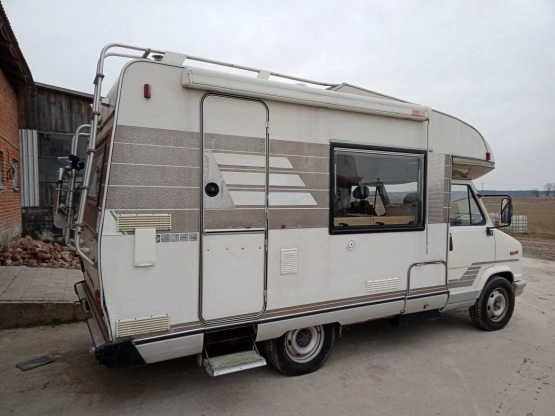                         Fiat Ducato HYMERTRUMP 2,5l 1988r Zadbany, Szczelny, Suchy. Wyjatkowy model.  - zdjęcie 15
                        