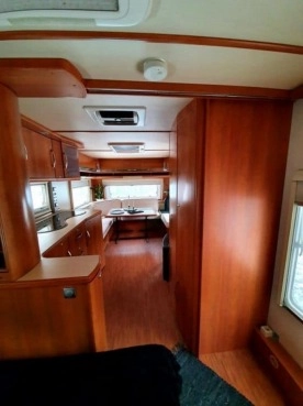                         Przyczepa Fendt 590, 2009 r. - zdjęcie 2
                        