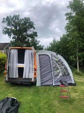                         Kamper Mercedes Sprinter 208 CDI - zdjęcie 11
                        