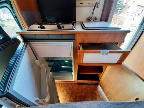                         Kamper Fiat Ducato w zabudowie Frankia, 1998 r. - zdjęcie 4
                        