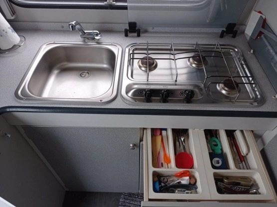                         Beyerland Vitesse 400 z 1995 r. - zdjęcie 11
                        