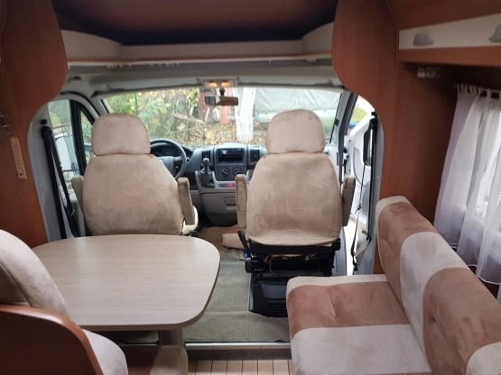                         Sprzedam Kampera Fiat Ducato - zdjęcie 14
                        