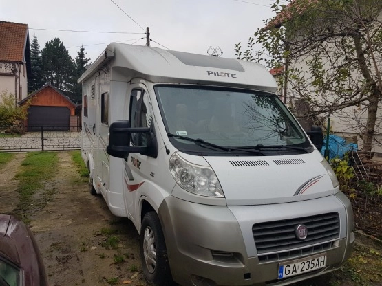                         Sprzedam Kampera Fiat Ducato - zdjęcie 1
                        