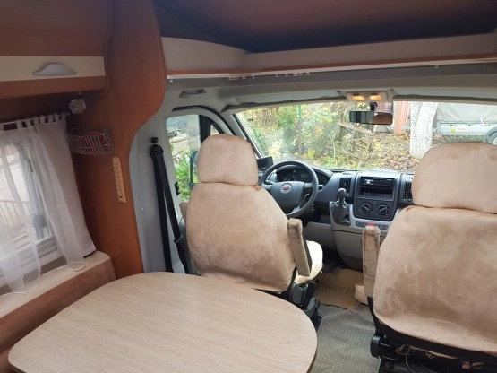                        Sprzedam Kampera Fiat Ducato - zdjęcie 3
                        