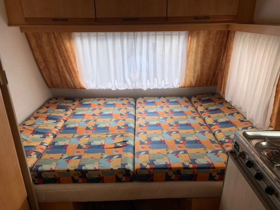                         Przyczepa Caravelair Silver 395 z 2000 r. - zdjęcie 19
                        