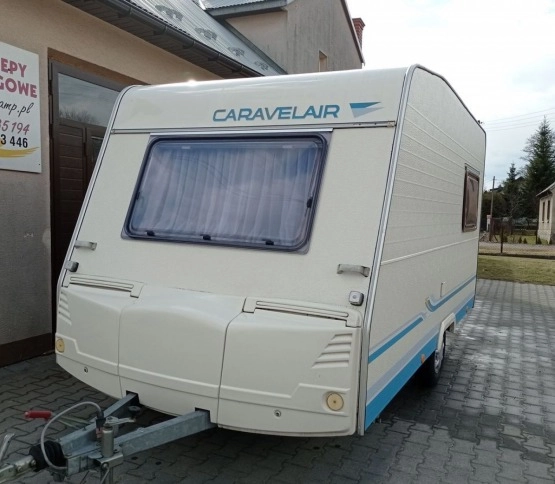                         Przyczepa Caravelair Silver 395 z 2000 r. - zdjęcie 2
                        