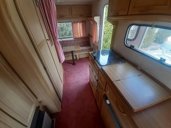                         Przyczepa ELDDIS 450 EB w super stanie, 1996 r. - zdjęcie 5
                        