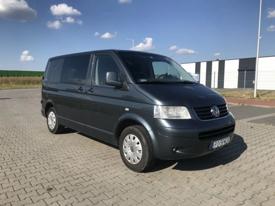                         Kamper Transporter Volkswagen - zdjęcie 3
                        