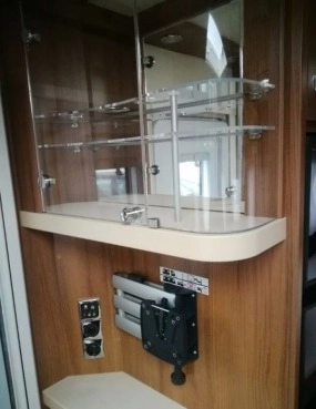                         Przyczepa Knaus Sudwind Exclusive, 2016 r. - zdjęcie 15
                        