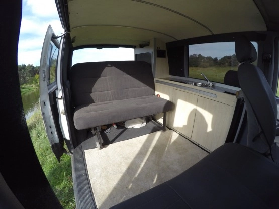                         Kamper Mercedes Vito 2,2 CDI - zdjęcie 4
                        