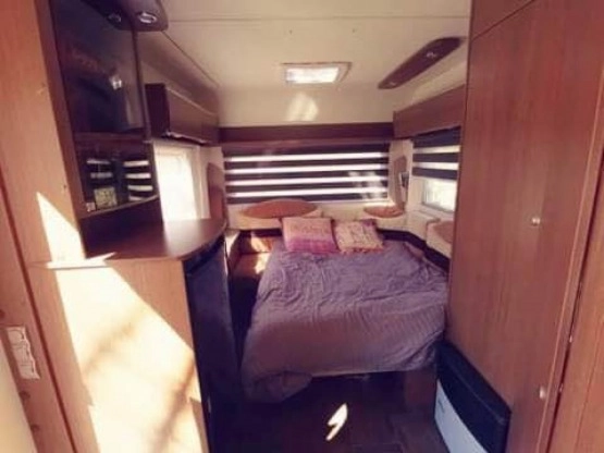                         Burstner Averso 410, rok 2010 - zdjęcie 9
                        