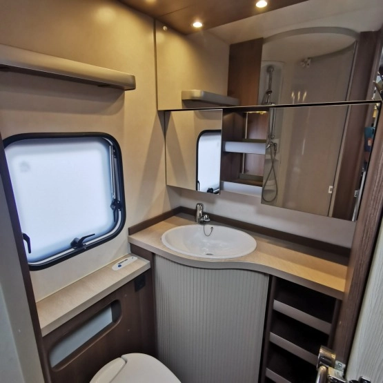                         Hobby Prestige 720 KFU salon Polska - zdjęcie 12
                        