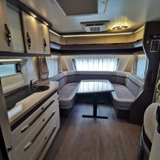                         Hobby Prestige 720 KFU salon Polska - zdjęcie 9
                        