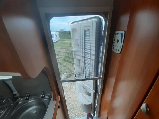                         Przyczepa kempingowa Hobby Excellent - zdjęcie 10
                        