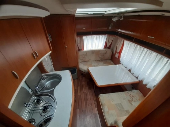                         Przyczepa kempingowa Hobby Excellent - zdjęcie 6
                        