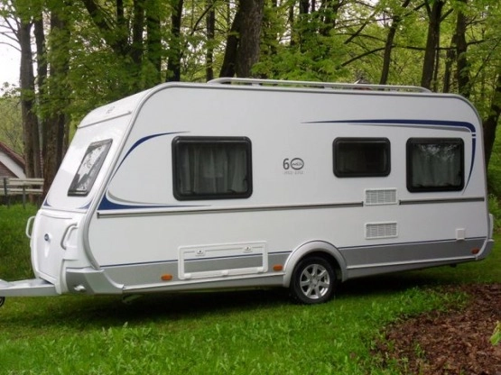                         Przyczepa kempingowa WILK VIDA 450 HTD  - zdjęcie 2
                        