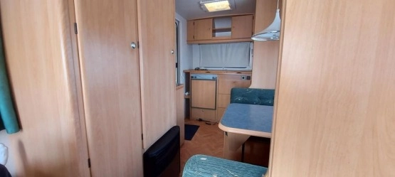                         Sprzedam przyczepę Adria, dmc 900 kg, z dużym namiotem Izabella - zdjęcie 11
                        