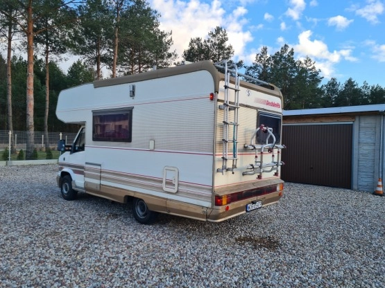                         Fiat Ducato 1.9 D w zabudowie Dethleffs - zdjęcie 7
                        