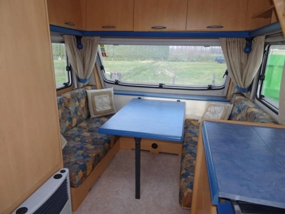                         Hobby de Luxe 400, 1998 r., DMC 1350 kg - zdjęcie 6
                        