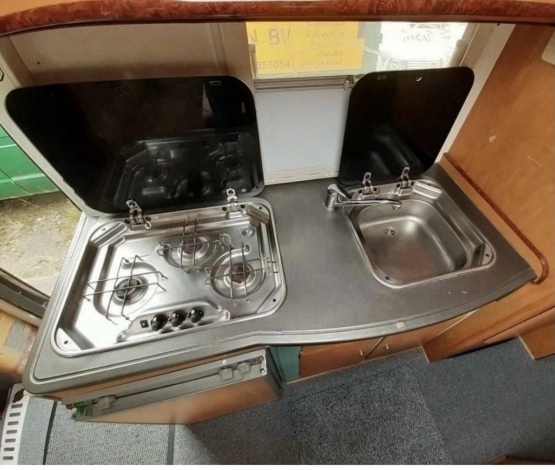                         Sprzedam kampera  - zdjęcie 14
                        